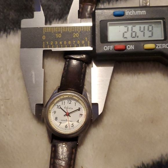 Dakota Indiglo Date Window Silver/Gold Case Needs New Band - Picture 6 of 6